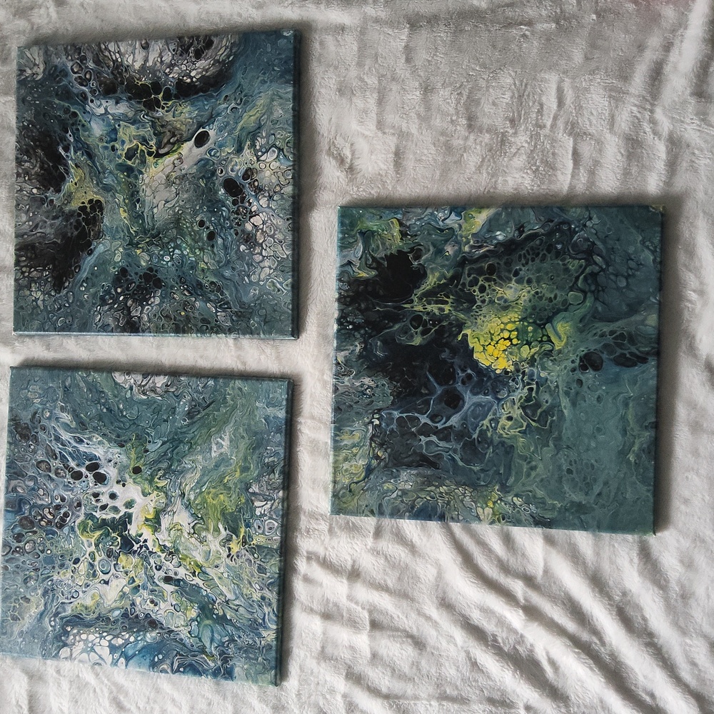 14x14 Canvas Fluid Wall Art